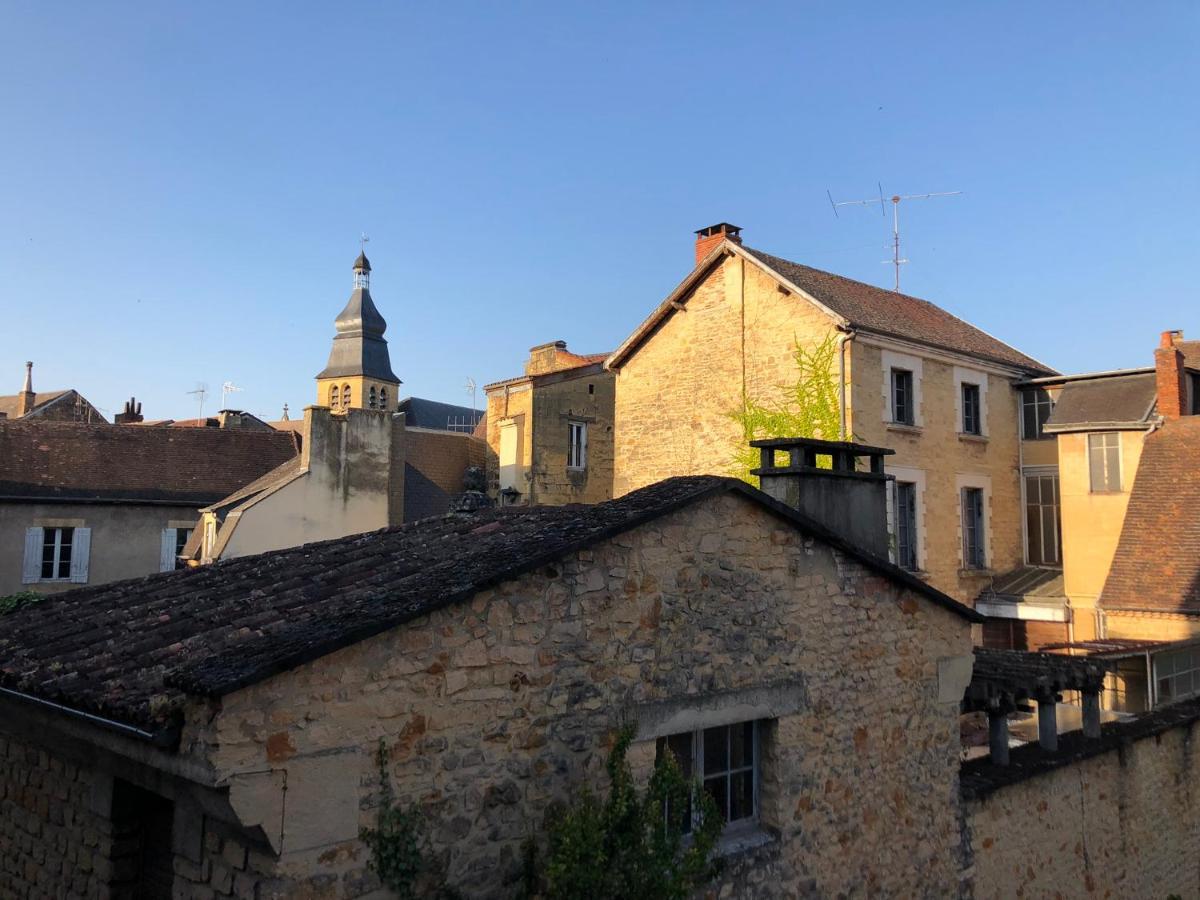 Les Appartements Chambon Sarlat Habitación foto